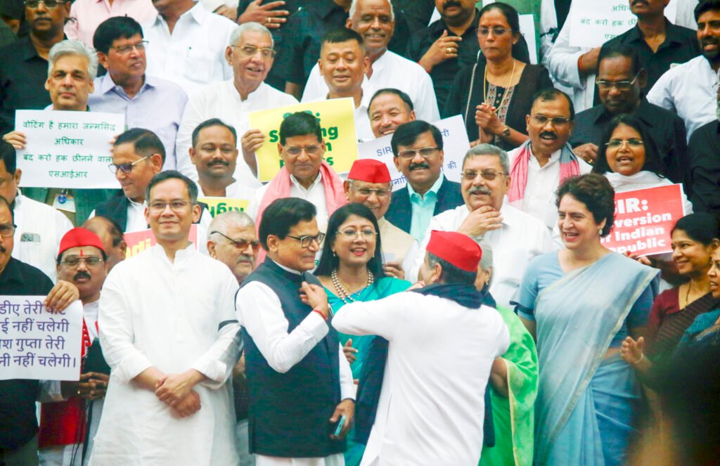 BJP Counters Vote Theft Allegations, Targets Rahul, Akhilesh, Priyanka’s Seats