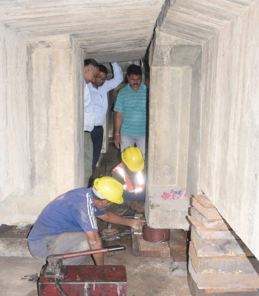 Ganga Barrage Bridge Closure in Muzaffarnagar 
