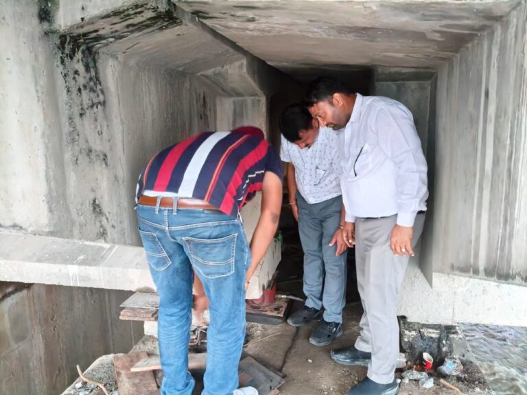 गंगा बैराज पुल पर यातायात पूर्णतः बंद, मरम्मत कार्य में तेजी, जल्द सुचारू होने की उम्मीद
