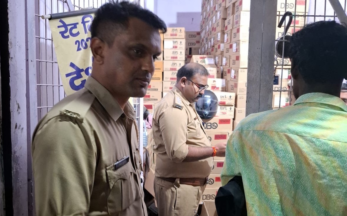 Muzaffarnagar Excise Raid: Illegal Liquor Nets Sealed