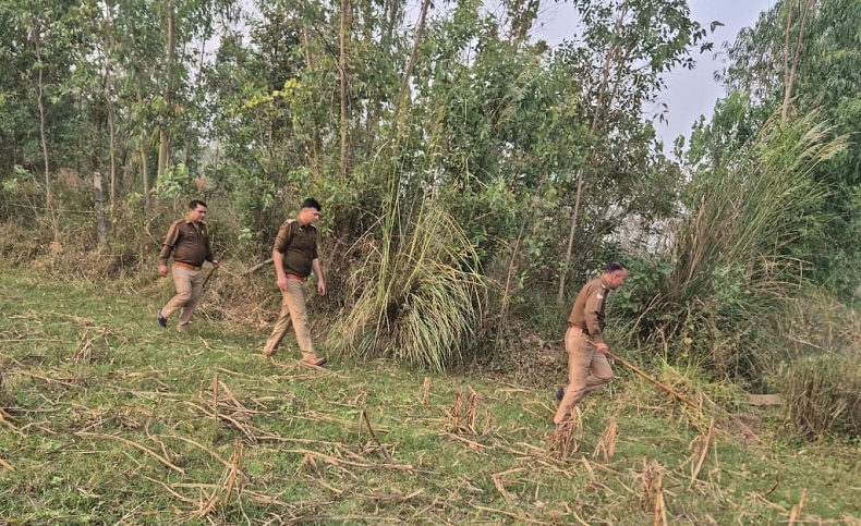 Muzaffarnagar excise dept raids Shukratal Khadar & Bihar Garh jungle for illegal liquor ahead of Kartik Snan Mela; awareness drive to curb smuggling.