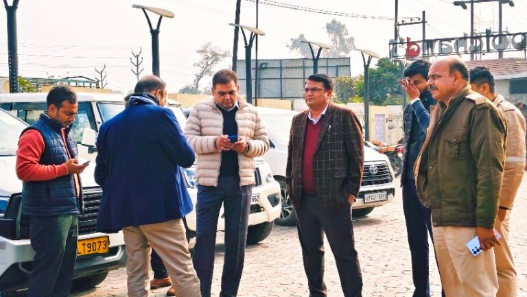 मुजफ्फरनगर में लखनऊ से आई प्रदूषण विभाग की टीम का घेराव, 15 किमी तक पीछा!