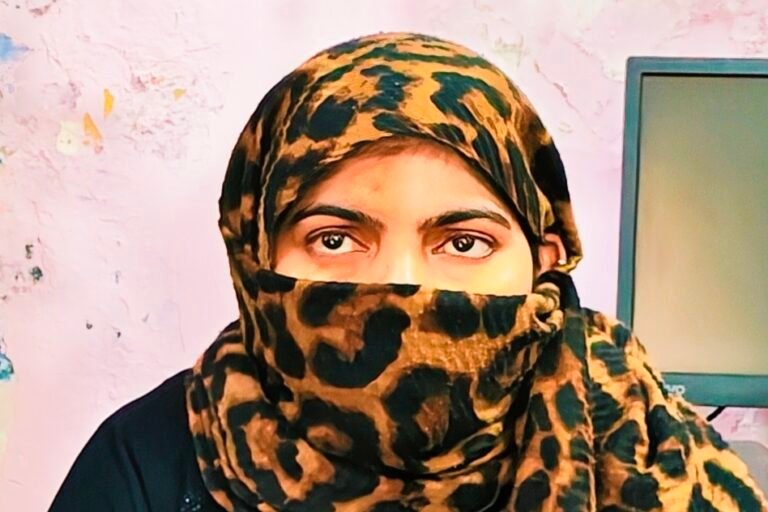 मुजफ़्फ़रनगर में बुर्काधारी गैंग का आतंक! शिव चौक पर एक साथ 4 लोगों की जेब पर डाका, 24 घंटे से पहले पुलिस के हत्थे चढ़ी मास्टरमाइंड