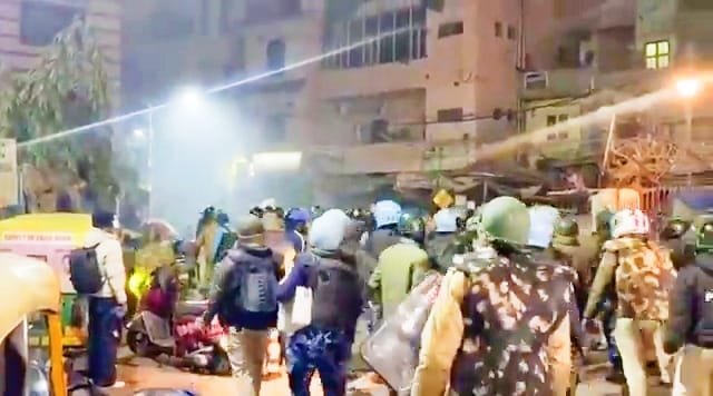 Turkman Gate: 80% Encroachment Cleared, Stone Pelting on Police