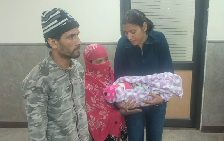 Delhi Rohini Newborn Stolen Recovered in 12 Hours