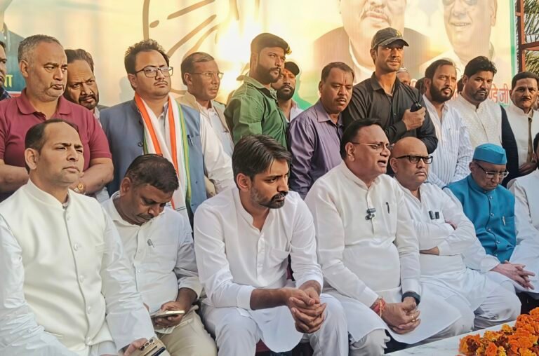 ईद मिलन समारोह में कांग्रेस प्रदेश अध्यक्ष अजय राय का सरकार पर तीखा हमला