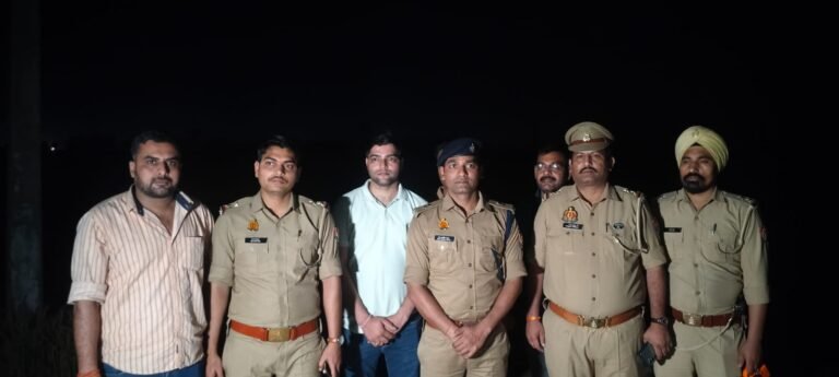 मुजफ्फरनगर: खतौली में पुलिस मुठभेड़, 10 हजार का इनामी गौकश शकील गोली लगने से घायल, तमंचा-बिना नंबर बाइक बरामद