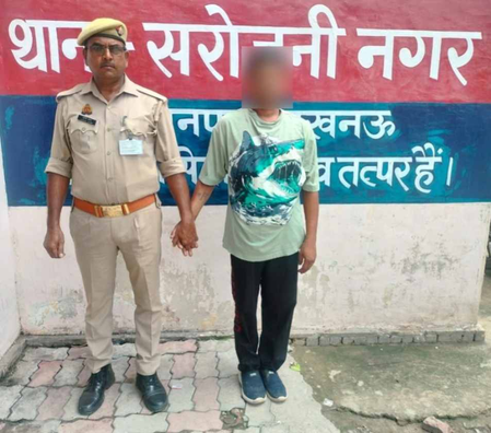 लखनऊ में अमौसी एयरपोर्ट पर बम की झूठी सूचना देने वाला आरोपी गिरफ्तार, शराब के नशे में किया था डायल-112 पर कॉल