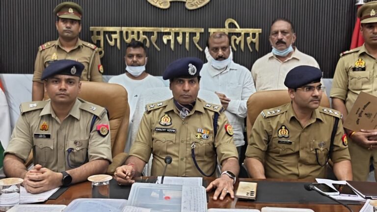 मुजफ्फरनगर में फर्जी डिग्री बनाने वाले अंतरराज्यीय गिरोह का भंडाफोड़: 15 हजार का इनामी मास्टरमाइंड दो साथियों संग गिरफ्तार