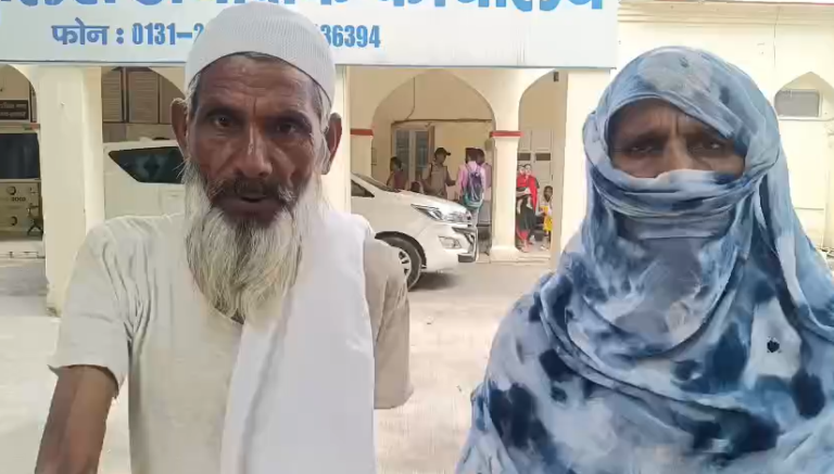 खौफनाक! मुजफ्फरनगर में बुजुर्ग दंपति पर टूटा दबंग पड़ोसी का कहर, वीडियो वायरल होने पर एसएसपी दरबार में गूंजी न्याय की पुहार