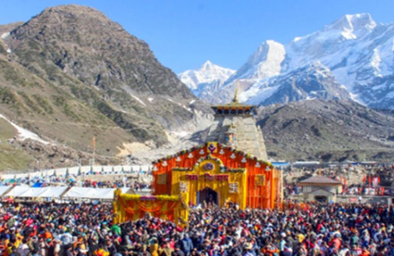 ऑरेंज अलर्ट के बीच रुद्रप्रयाग में थमी बारिश, केदारनाथ धाम में सामान्य दर्शन; देहरादून के स्कूल बंद