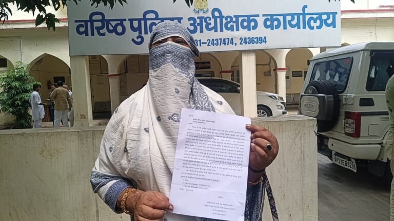 ‘नाम बदलकर फंसाया, अब केस वापस न लेने पर वीडियो वायरल करने की धमकी’, मुजफ्फरनगर में दुष्कर्म पीड़िता ने लगाई न्याय की गुहार