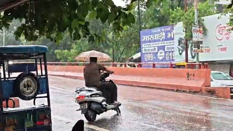 मुजफ्फरनगर पर मेहरबान हुआ मौसम: दूसरे दिन भी झमाझम बारिश ने दिलाई गर्मी राहत