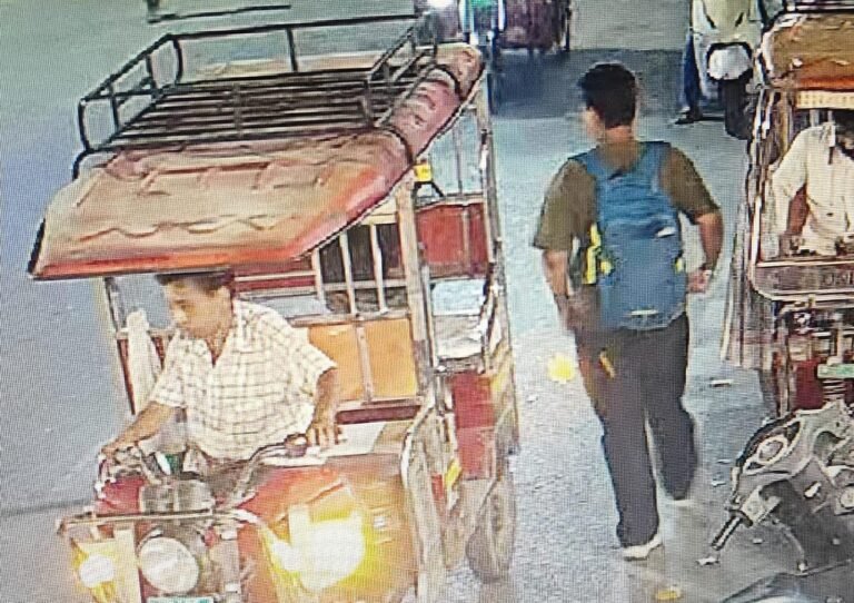 WiFi इस्तेमाल करते ही मिली पुलिस को अहम लीड: परिजनों की डांट से घर छोड़ गया था किशोर, 24 घंटे में बागपत से बरामद