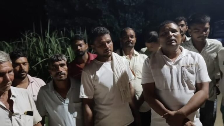 मुज़फ़्फ़रनगर में तेंदुए का आतंक,पालतू कुत्ते को उतारा मौत के घाट,वन विभाग के खिलाफ फूटा ग्रामीणों का गुस्सा!