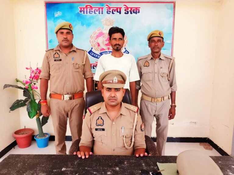 जालौन में दुष्कर्म और पॉक्सो एक्ट का 15 हजार का इनामी आरोपी गिरफ्तार, भेजा गया जेल