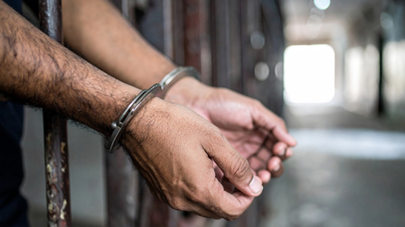 शाहजहांपुर में युवक की हत्या से सनसनी, मुख्य आरोपी पुलिस मुठभेड़ में घायल होकर गिरफ्तार