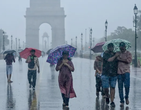 सावन के पहले सोमवार पर दिल्ली-एनसीआर में बारिश के आसार, मौसम विभाग ने जारी किया येलो अलर्ट