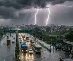 यूपी में मानसून का जोर, मुजफ्फरनगर समेत 50 से अधिक जिलों में बारिश का अलर्ट, बिजली गिरने की चेतावनी